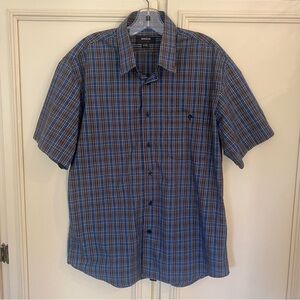 Mens plaid short sleeved button down shirt